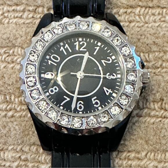 Black Stainless Steel Bling watch Needs Battery NWOT - Picture 10 of 11
